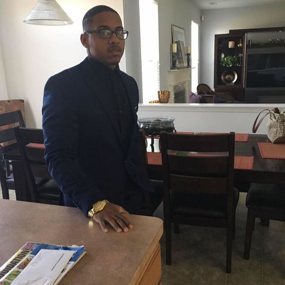 Meet your Posher, Neil - Picture 1 of 1